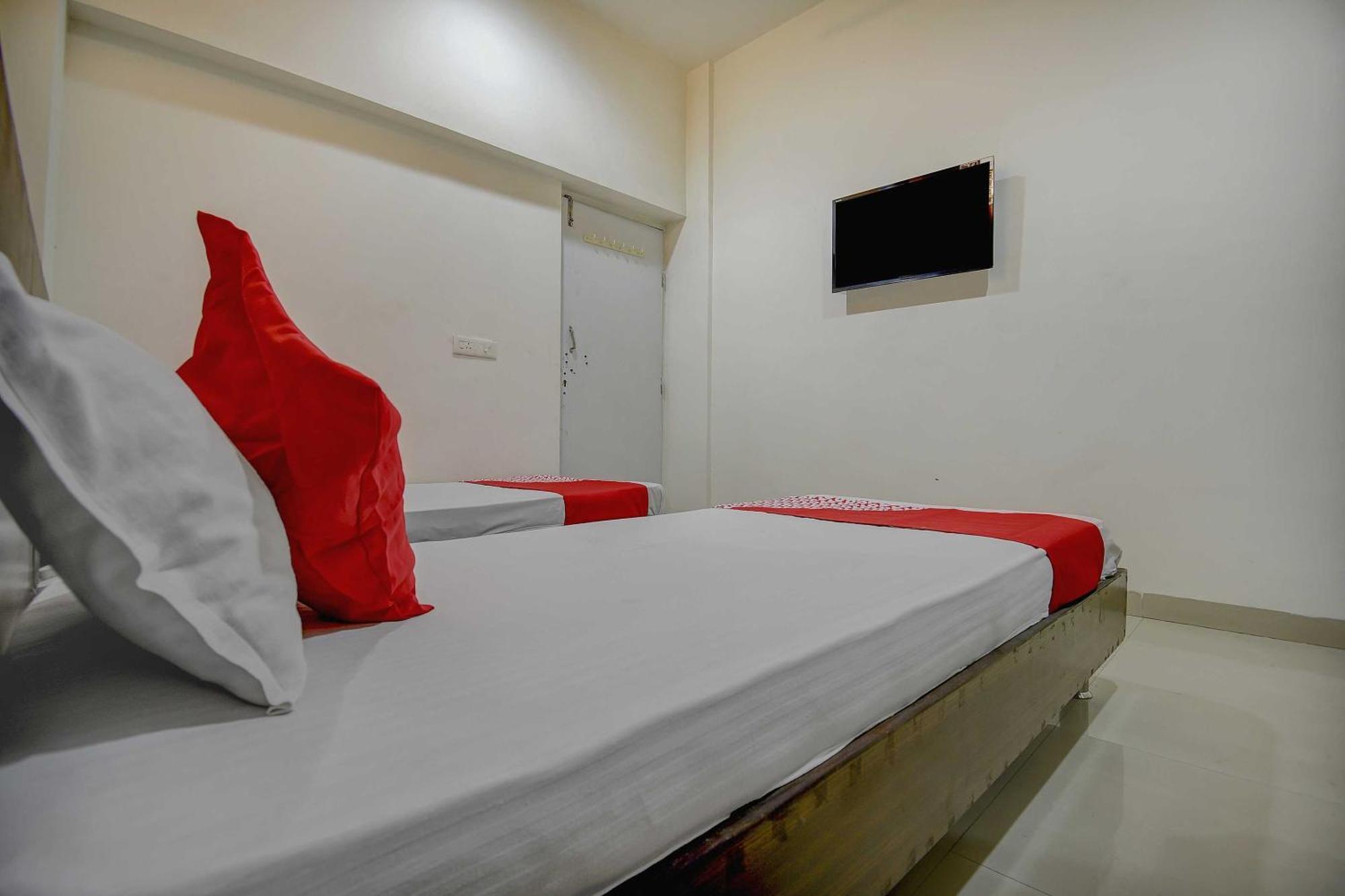 Hotel O Plus Corporate One Khapa  Eksteriør billede