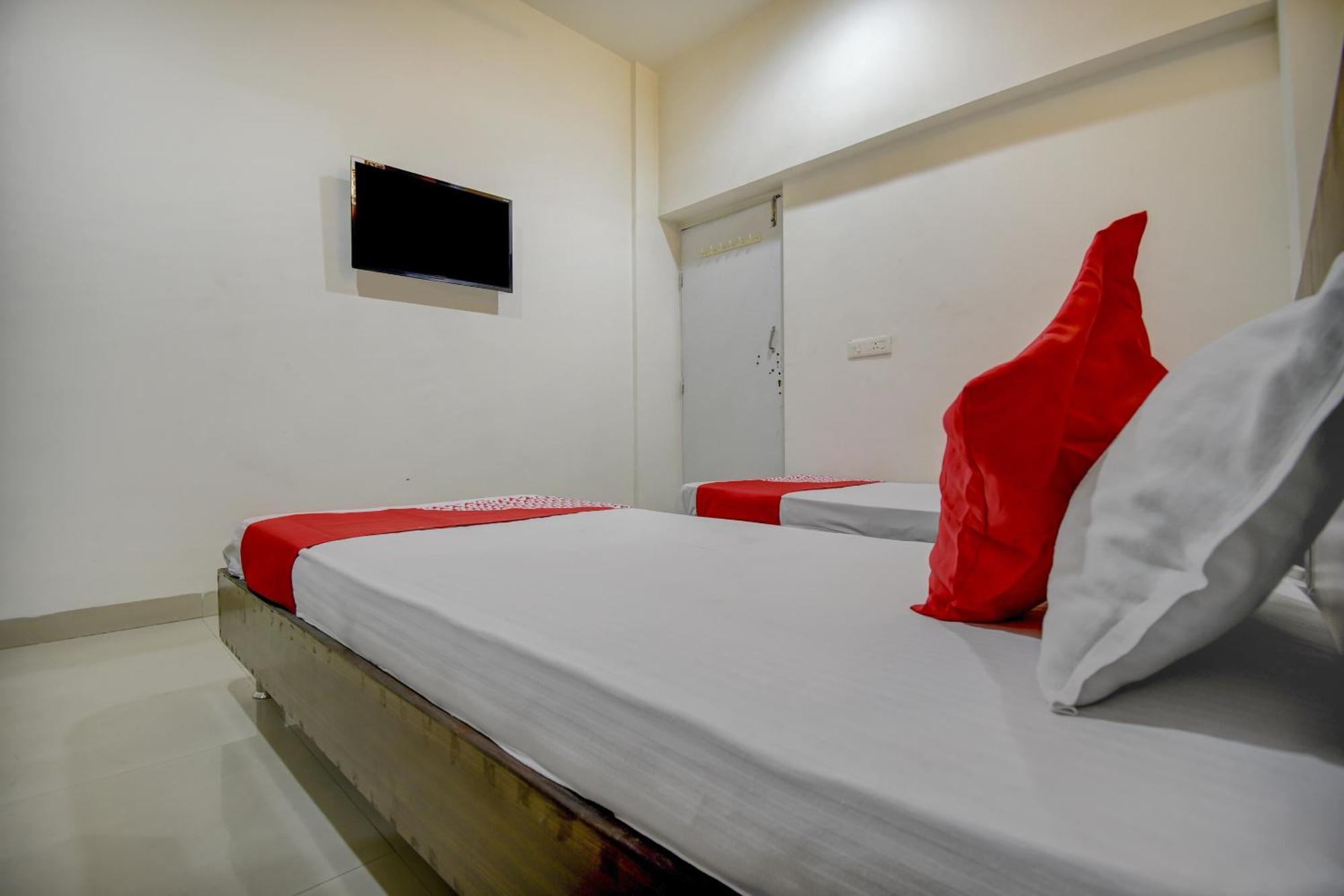 Hotel O Plus Corporate One Khapa  Eksteriør billede